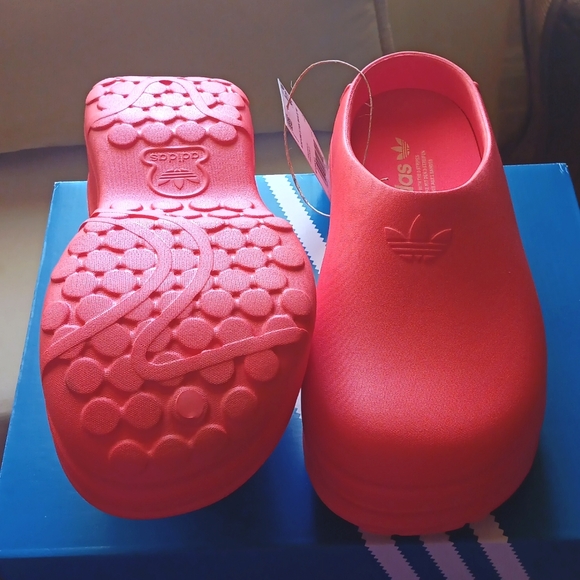 WOMENS ADIDAS CROCS - Picture 4 of 5